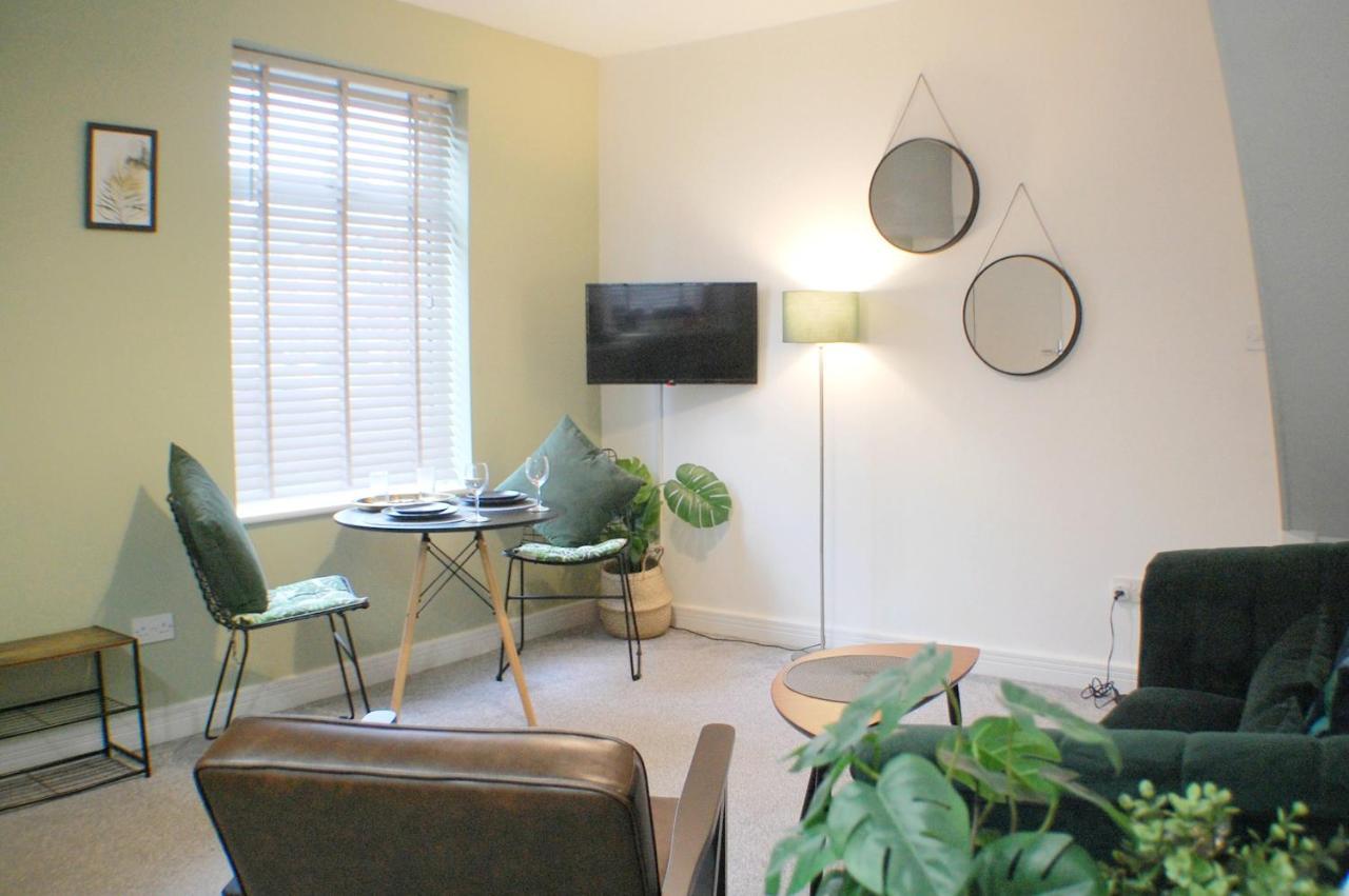 Townhouse With Private Parking Villa York Luaran gambar